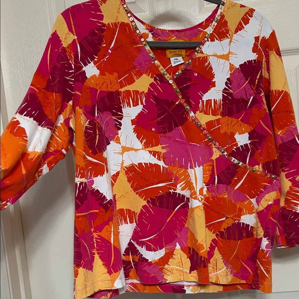 Ruby Rd. Tropical Leaf Top with Bling Sequins Warm Reds Orange Hot Pinks